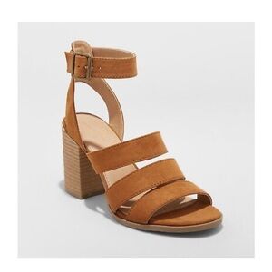 Universal Thread “Etta” brown block heels